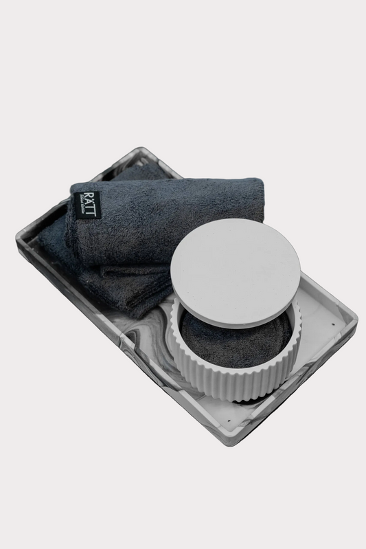 Handgefertigtes Home Spa Set | Jesmonite-Tablett & Bambus-Textilien | Luxus-Geschenkbox
